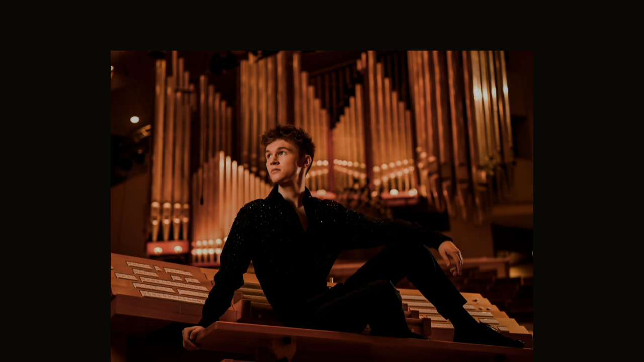 Jan Liebermann Plays the Father Willis Organ