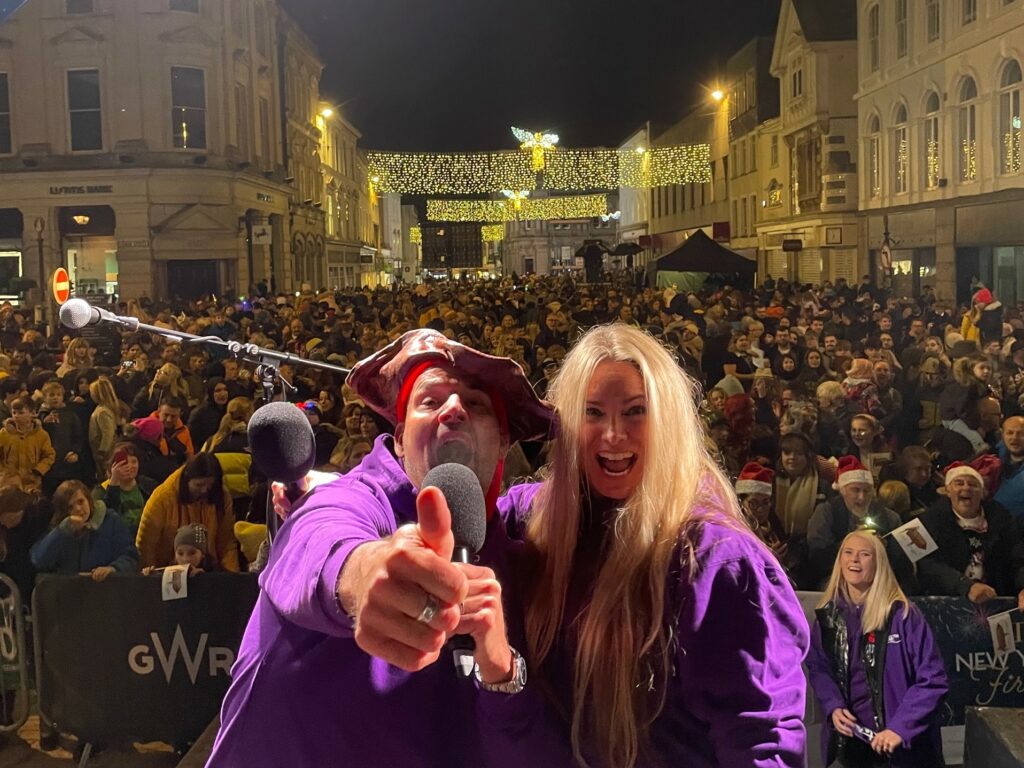 Festive Friday includes Lights Switch-on