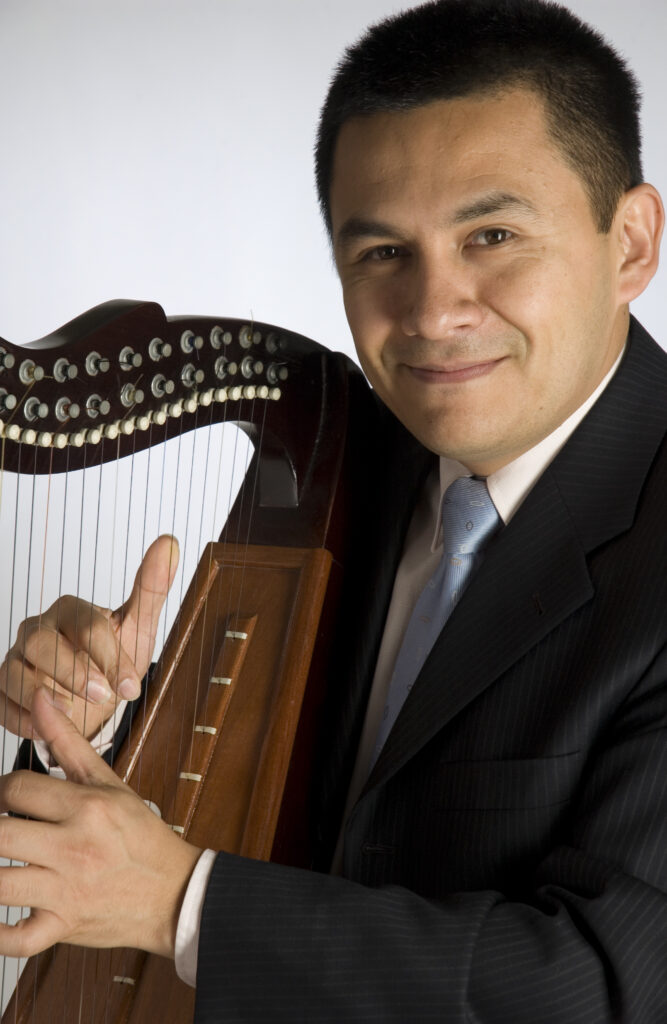 Diego Laverde Rojas plays Latin Harp
