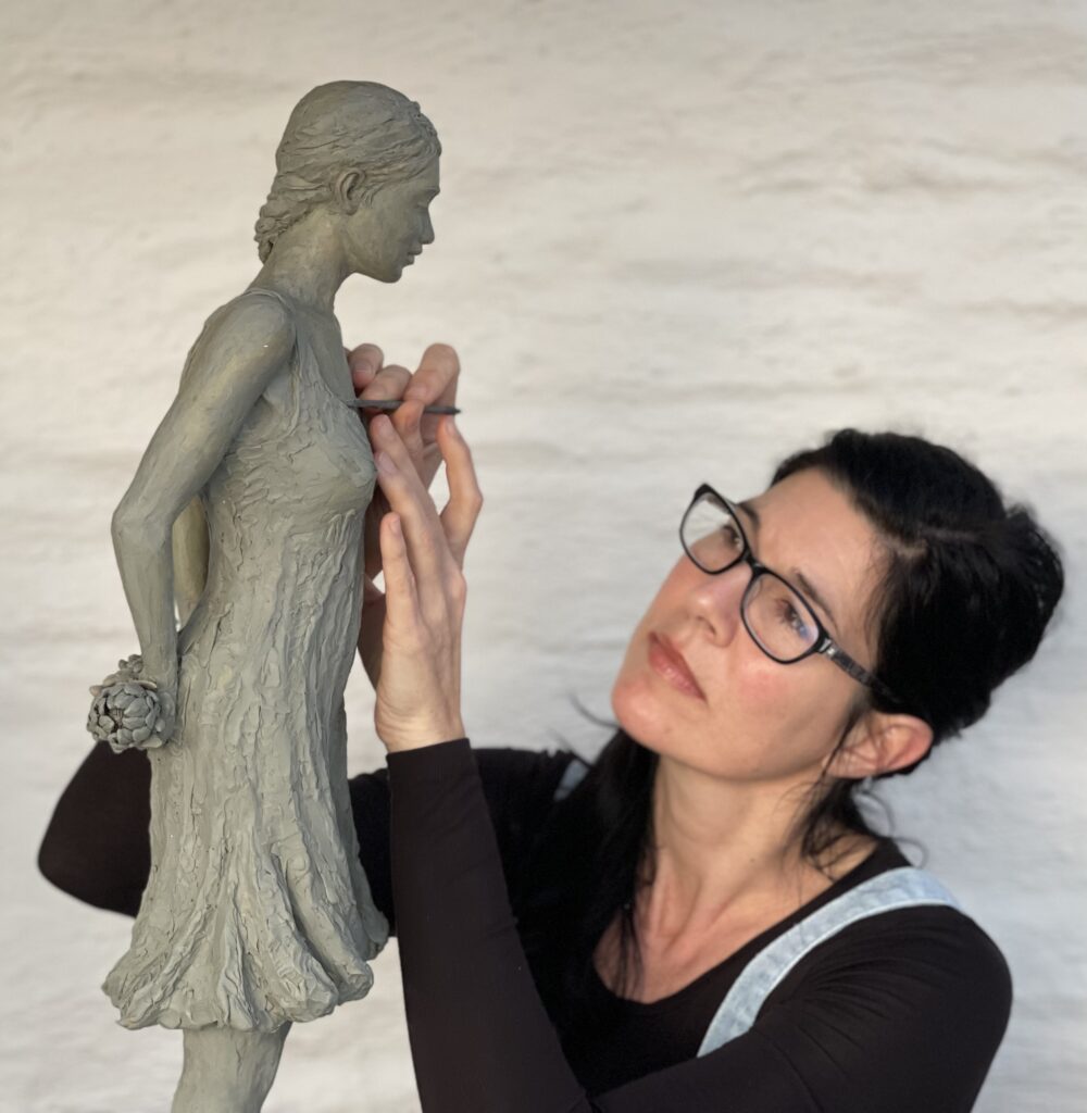 Marieke Prinsloo-Rowe - Sculptor